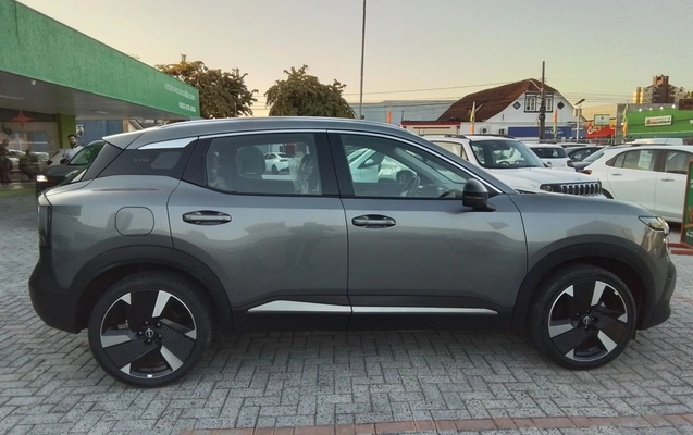 imagem-https://www.socarrao.com.br/sc-vehicle-images-prod/3963869/1789799528053-2_051615.jpg
