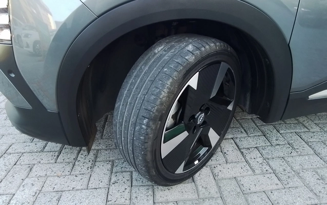 imagem-https://www.socarrao.com.br/sc-vehicle-images-prod/3963869/1789799528054-2_051618.jpg