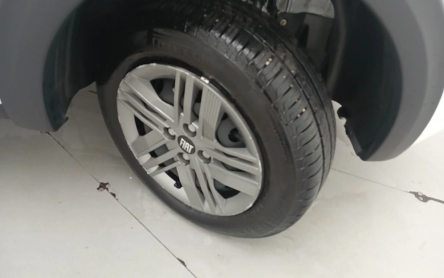 imagem-https://www.socarrao.com.br/sc-vehicle-images-prod/3963872/1789799529002-1_024825.jpg