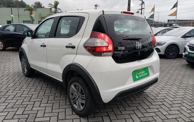 imagem-https://www.socarrao.com.br/sc-vehicle-images-prod/3963905/1789799554037-1_015909.jpg