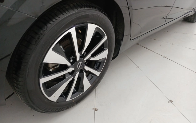 imagem-https://www.socarrao.com.br/sc-vehicle-images-prod/3963930/1789799570320-1_050641.jpg