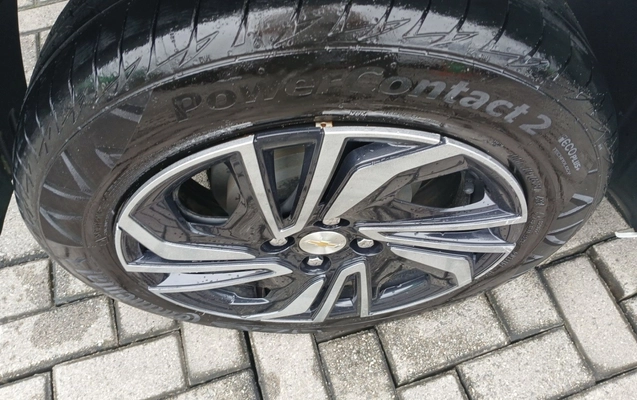 imagem-https://www.socarrao.com.br/sc-vehicle-images-prod/3963941/1789799583677-1_021244.jpg