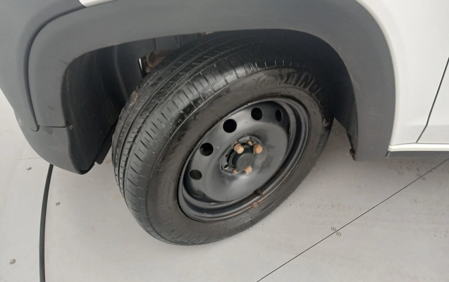 imagem-https://www.socarrao.com.br/sc-vehicle-images-prod/3963989/1789799621327-1_112452.jpg
