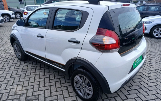 imagem-https://www.socarrao.com.br/sc-vehicle-images-prod/3964027/1789799671492-2_113306.jpg