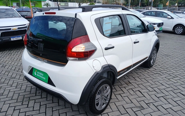 imagem-https://www.socarrao.com.br/sc-vehicle-images-prod/3964027/1789799671493-1_113308.jpg
