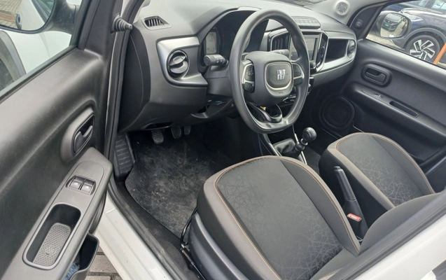 imagem-https://www.socarrao.com.br/sc-vehicle-images-prod/3964027/1789799671494-2_113309.jpg