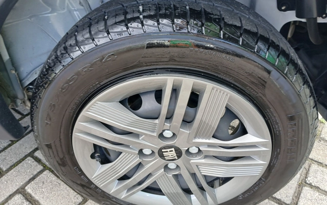 imagem-https://www.socarrao.com.br/sc-vehicle-images-prod/3964035/1789799676963-1_113314.jpg