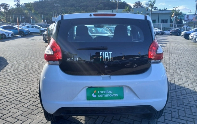 imagem-https://www.socarrao.com.br/sc-vehicle-images-prod/3964054/1789799694268-1_042338.jpg