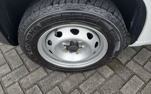 imagem-https://www.socarrao.com.br/sc-vehicle-images-prod/3964071/1789799712001-1_105126.jpg