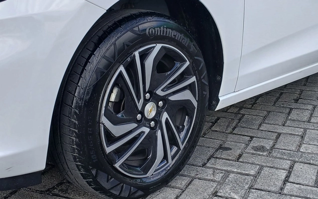 imagem-https://www.socarrao.com.br/sc-vehicle-images-prod/3964074/1789799714941-2_044400.jpg