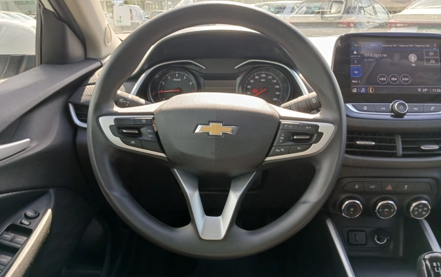 imagem-https://www.socarrao.com.br/sc-vehicle-images-prod/3964074/1789799714944-1_044404.jpg