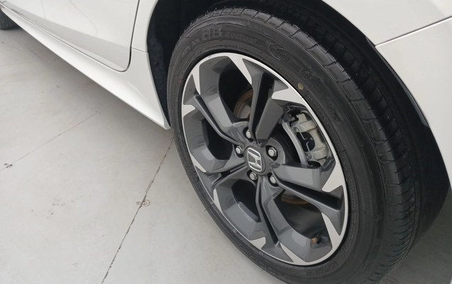imagem-https://www.socarrao.com.br/sc-vehicle-images-prod/3964101/1789799743170-1_064615.jpg