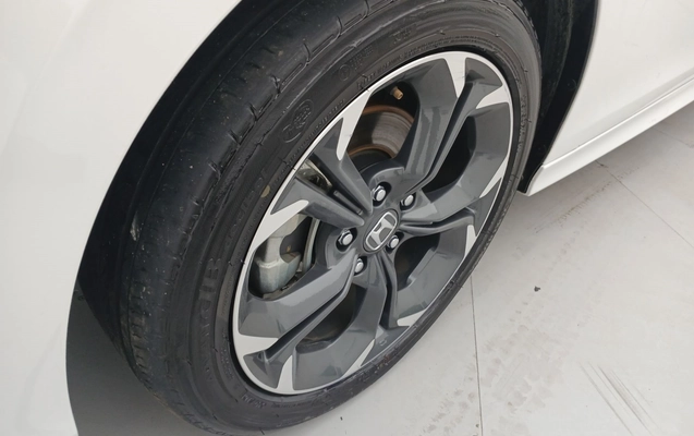 imagem-https://www.socarrao.com.br/sc-vehicle-images-prod/3964107/1789799746308-1_064615.jpg