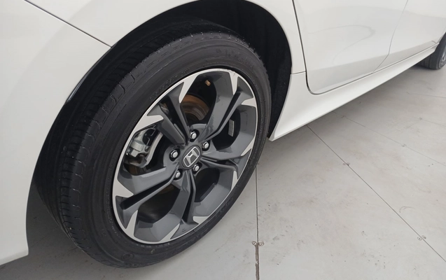 imagem-https://www.socarrao.com.br/sc-vehicle-images-prod/3964107/1789799746309-1_064618.jpg