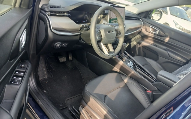 imagem-https://www.socarrao.com.br/sc-vehicle-images-prod/3964124/1789799771160-2_052922.jpg