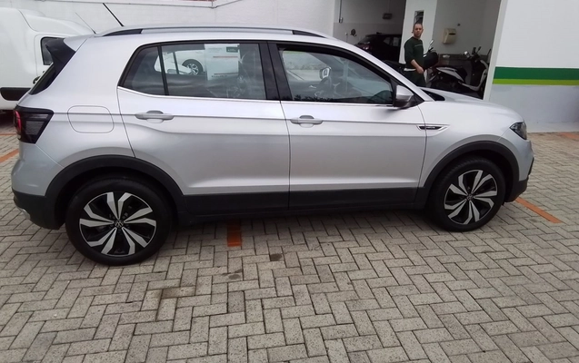 imagem-https://www.socarrao.com.br/sc-vehicle-images-prod/3964141/1789799797878-1_095050.jpg