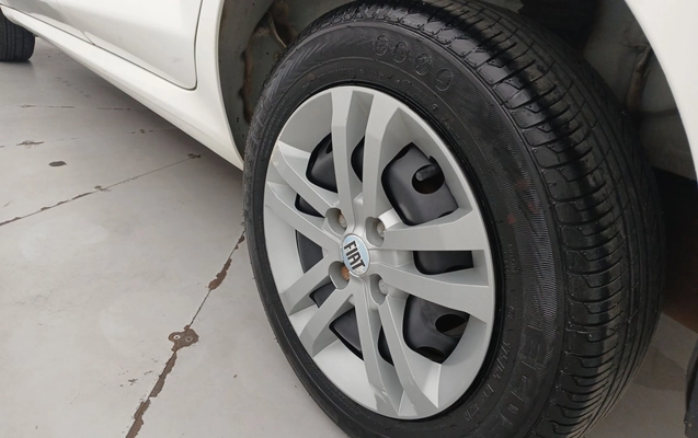 imagem-https://www.socarrao.com.br/sc-vehicle-images-prod/3964159/1789799836774-2_073638.jpg