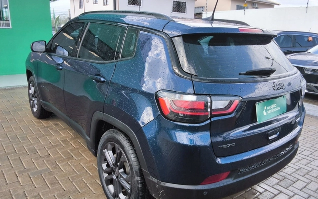 imagem-https://www.socarrao.com.br/sc-vehicle-images-prod/3964176/1789799939979-1_090232.jpg