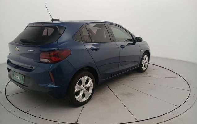 imagem-https://www.socarrao.com.br/sc-vehicle-images-prod/3964183/1789799952839-2_111544.jpg