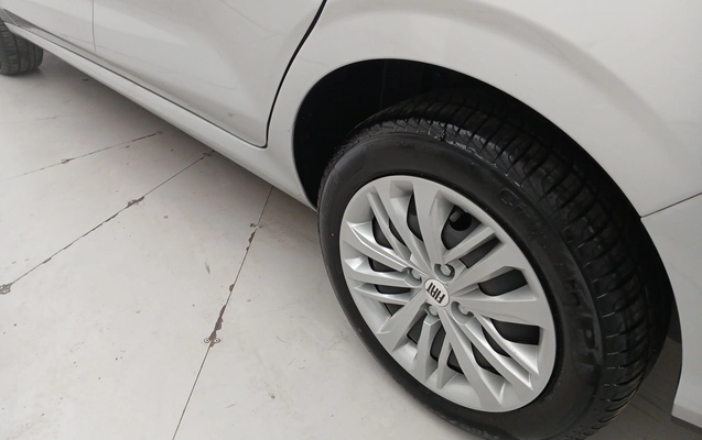 imagem-https://www.socarrao.com.br/sc-vehicle-images-prod/3964184/1789799958820-2_025255.jpg