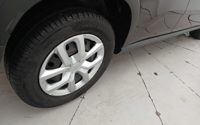 imagem-https://www.socarrao.com.br/sc-vehicle-images-prod/3964191/1789799985497-3_021729.jpg