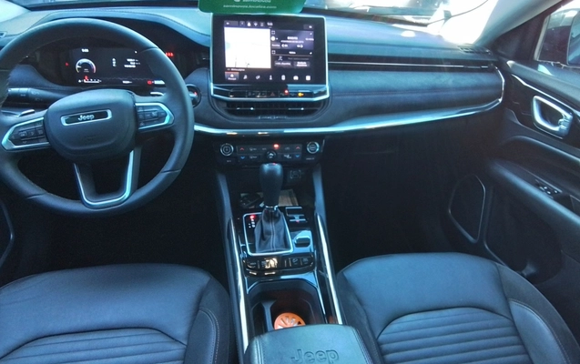 imagem-https://www.socarrao.com.br/sc-vehicle-images-prod/3964192/1789799990616-2_095450.jpg
