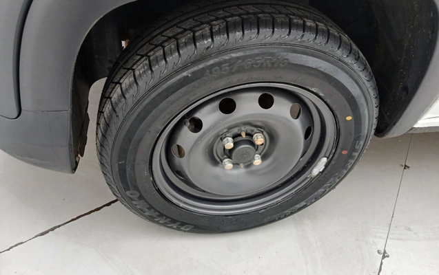 imagem-https://www.socarrao.com.br/sc-vehicle-images-prod/3964201/1789800028417-3_024647.jpg