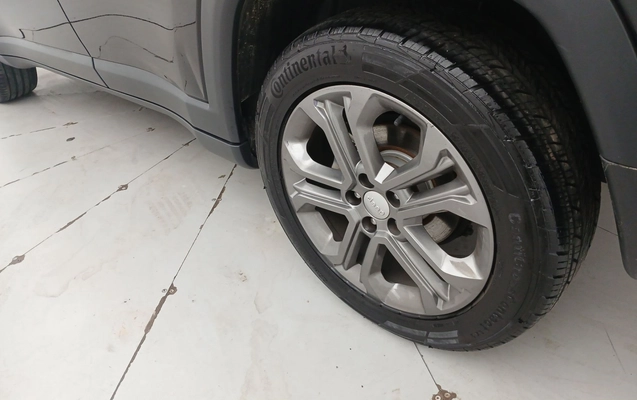 imagem-https://www.socarrao.com.br/sc-vehicle-images-prod/3964207/1789800049217-2_025128.jpg