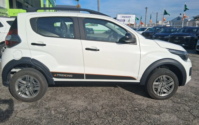 imagem-https://www.socarrao.com.br/sc-vehicle-images-prod/3964279/1789800207644-1_053705.jpg