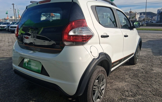 imagem-https://www.socarrao.com.br/sc-vehicle-images-prod/3964280/1789800209976-1_053715.jpg