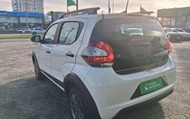 imagem-https://www.socarrao.com.br/sc-vehicle-images-prod/3964283/1789800215656-1_053716.jpg