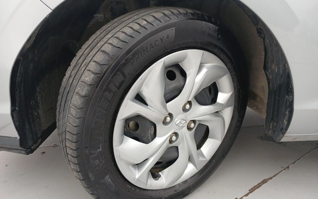 imagem-https://www.socarrao.com.br/sc-vehicle-images-prod/3964286/1789800218344-2_023657.jpg
