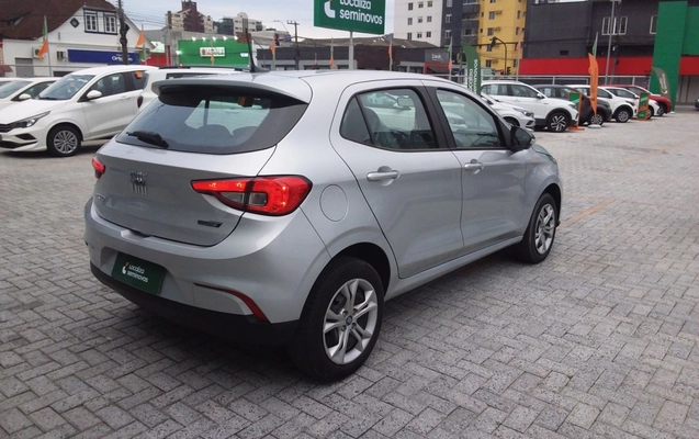 imagem-https://www.socarrao.com.br/sc-vehicle-images-prod/3964340/1789800431095-2_051147.jpg