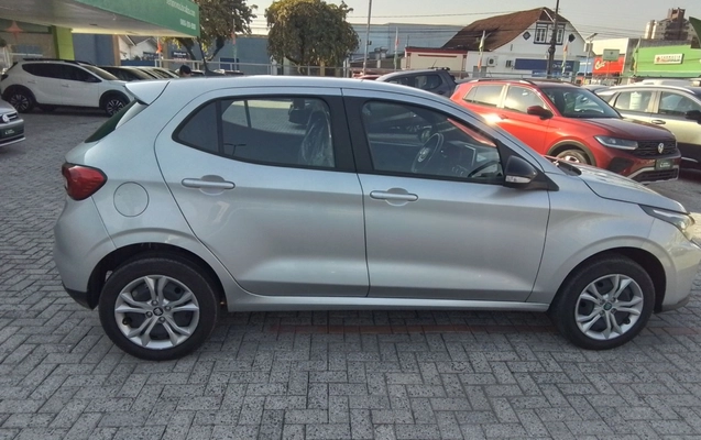 imagem-https://www.socarrao.com.br/sc-vehicle-images-prod/3964373/1789800525691-1_045020.jpg