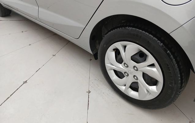 imagem-https://www.socarrao.com.br/sc-vehicle-images-prod/3964415/1789800609327-2_105727.jpg