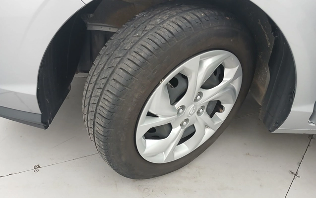 imagem-https://www.socarrao.com.br/sc-vehicle-images-prod/3964444/1789800636900-1_093606.jpg