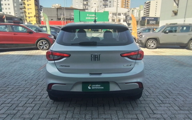 imagem-https://www.socarrao.com.br/sc-vehicle-images-prod/3964494/1789800700612-1_043352.jpg
