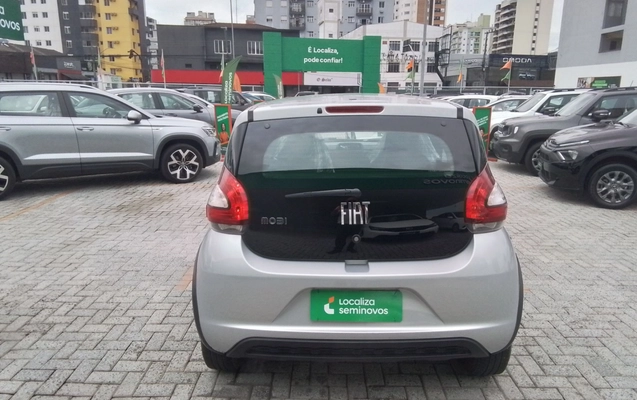 imagem-https://www.socarrao.com.br/sc-vehicle-images-prod/3964515/1789800718529-1_114828.jpg