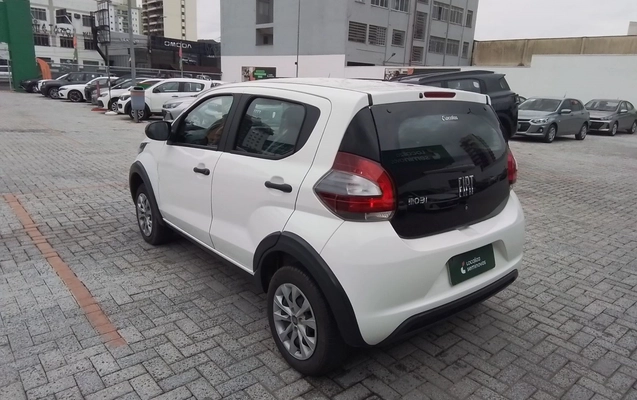 imagem-https://www.socarrao.com.br/sc-vehicle-images-prod/3964522/1789800727915-1_115011.jpg