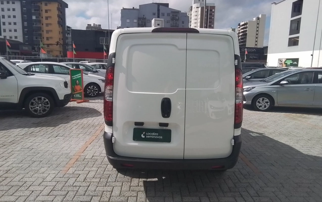 imagem-https://www.socarrao.com.br/sc-vehicle-images-prod/3964566/1789800783717-1_111858.jpg