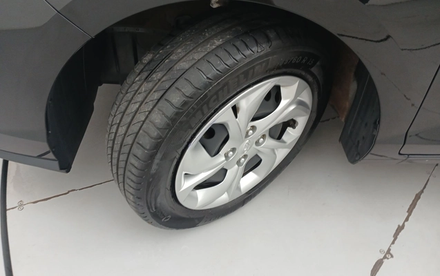 imagem-https://www.socarrao.com.br/sc-vehicle-images-prod/3964765/1789801289474-2_102358.jpg