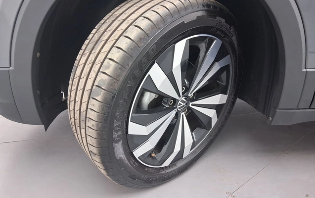 imagem-https://www.socarrao.com.br/sc-vehicle-images-prod/3964815/1789801335739-1_041311.jpg