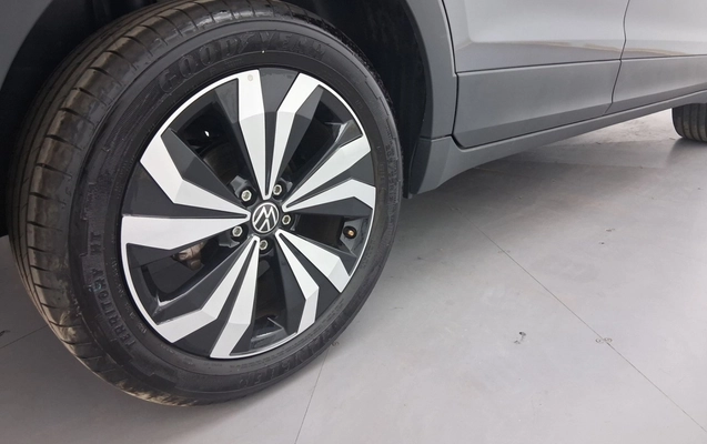 imagem-https://www.socarrao.com.br/sc-vehicle-images-prod/3964815/1789801335745-2_041312.jpg