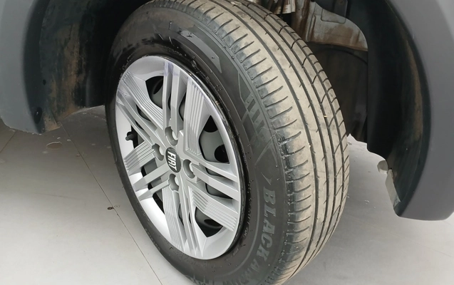 imagem-https://www.socarrao.com.br/sc-vehicle-images-prod/3964829/1789801347974-1_041528.jpg