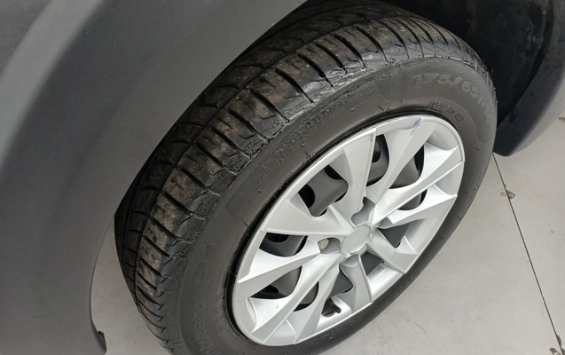 imagem-https://www.socarrao.com.br/sc-vehicle-images-prod/3964844/1789801361236-2_102040.jpg