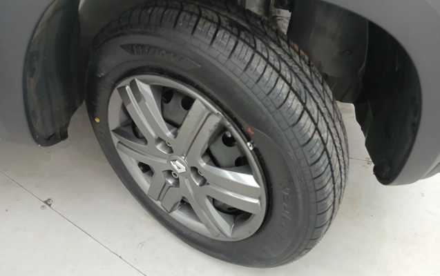 imagem-https://www.socarrao.com.br/sc-vehicle-images-prod/3964915/1789801433736-1_125921.jpg