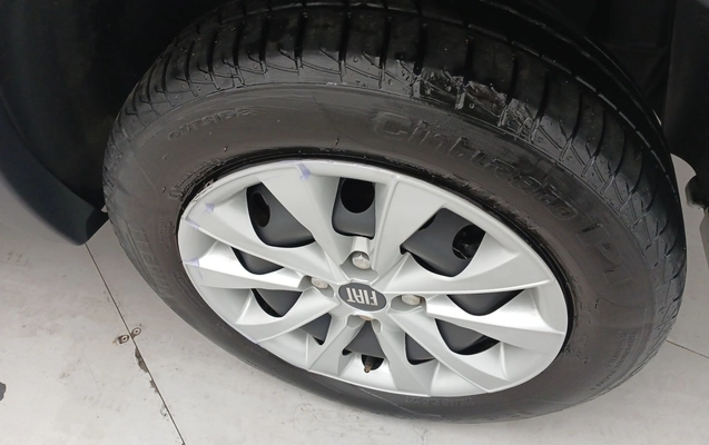imagem-https://www.socarrao.com.br/sc-vehicle-images-prod/3964925/1789801438945-1_102443.jpg
