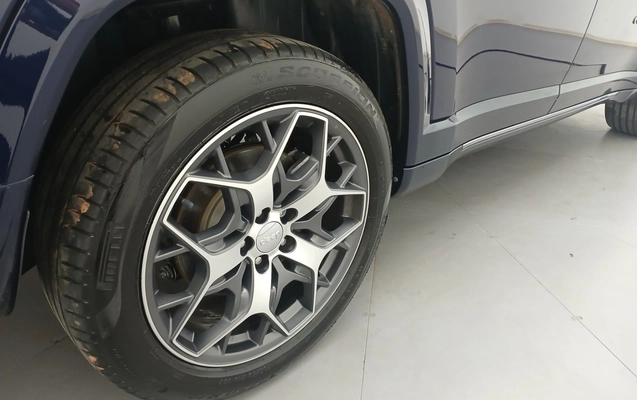 imagem-https://www.socarrao.com.br/sc-vehicle-images-prod/3965077/1789801587719-2_034913.jpg