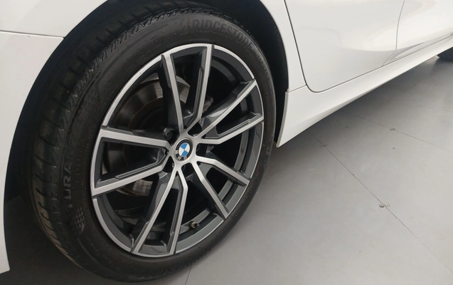 imagem-https://www.socarrao.com.br/sc-vehicle-images-prod/3965140/1789801659328-1_010533.jpg