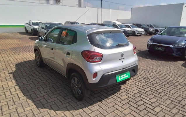 imagem-https://www.socarrao.com.br/sc-vehicle-images-prod/3965178/1789801702213-2_103924.jpg